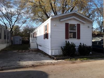 Mobile Home at 730 Briarwood Justice, IL 60458