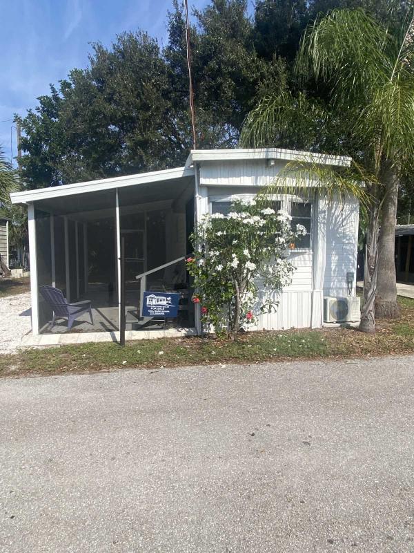 5917 14th Street West Lot 404 Bradenton, FL MHVillage