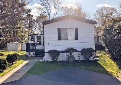 Mobile Home at 2 Easy Court Spotswood, NJ 08884