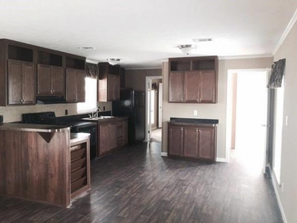 2015 SILVER CREEK HOMES Mobile Home For Rent