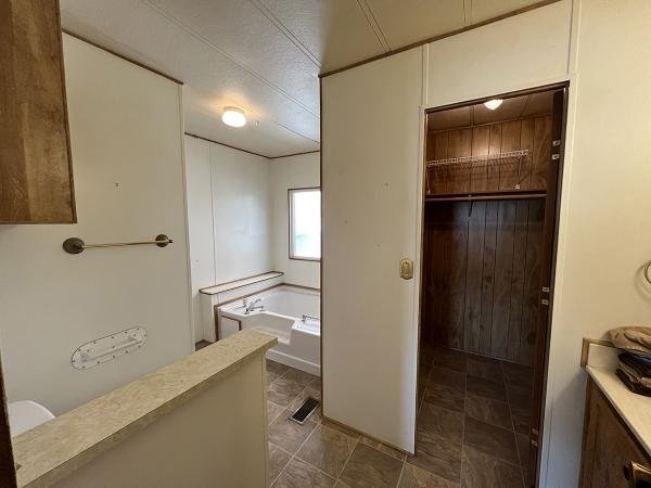 1977 SKW Mobile Home For Sale