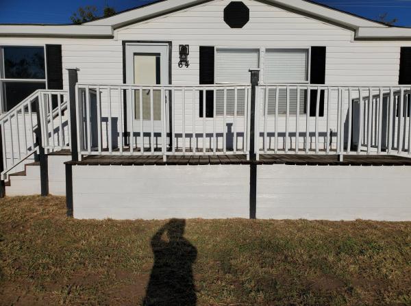 1999 Homes by Oakwood Mobile Home For Sale