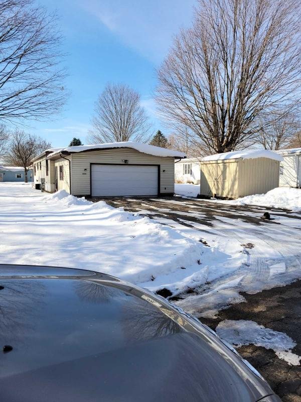 1987 Parkwood Mobile Home For Sale