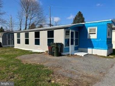 Mobile Home at 2723 S Queen Street York, PA 17403