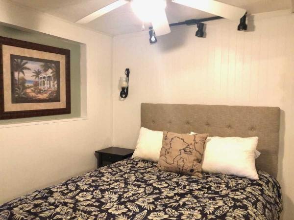 1984 CASA REAL Mobile Home For Sale
