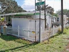 Photo 4 of 25 of home located at 7915 Elliot Road Sebring, FL 33876
