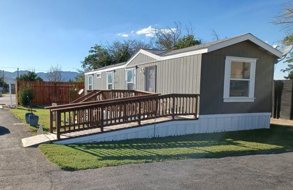 2016 Mobile Home For Rent
