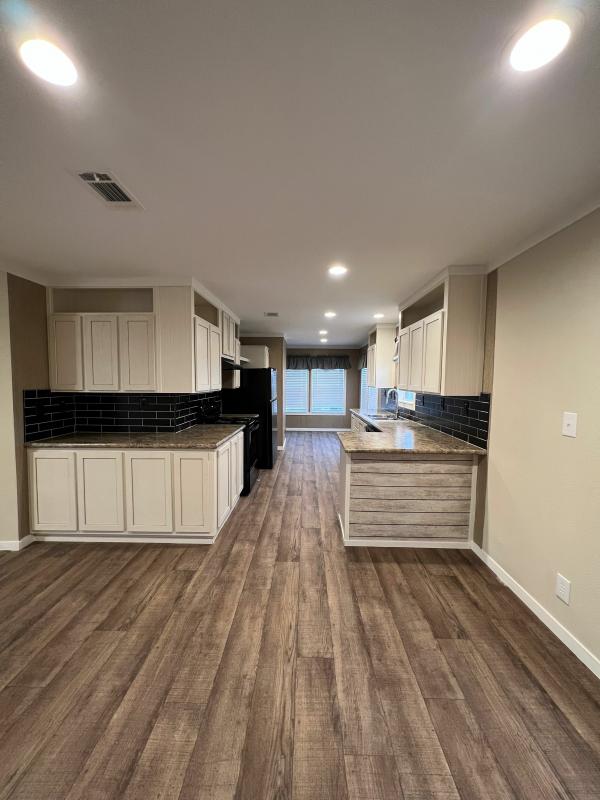 2021 Oak Creek Mobile Home For Sale