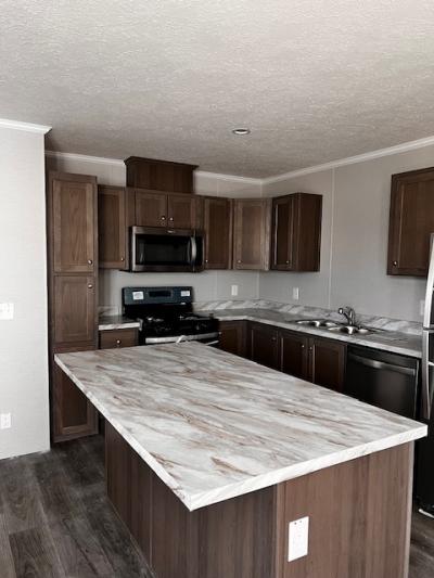 Mobile Home at 333 East Lakewood Boulevard Lot #169 #169 Holland, MI 49424