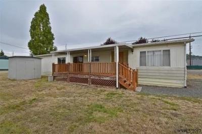 Mobile Home at 4170 S Santiam Hwy Unit 6 Lebanon, OR 97355