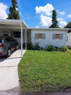 Photo 1 of 22 of home located at 376 Lake Erie Lane Mulberry, FL 33860