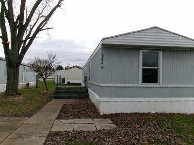 Mobile Home at 206 Colonial Dr Kendallville, IN 46755