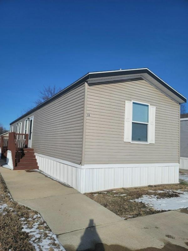 Photo 1 of 2 of home located at 1908 E 19th St. Lot W-58 Lot W058 Lawrence, KS 66046