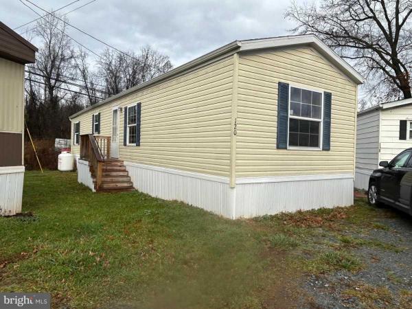 Photo 1 of 2 of home located at 120 Raymond Lane Middletown, PA 17057