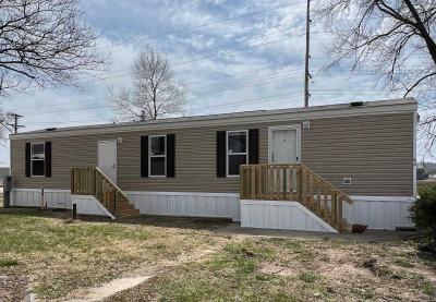 Creekside Estates Mobile Home Park in Kansas City, KS | MHVillage