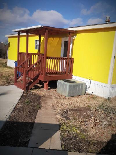 Mobile Home at 619 Whitfield St Lecompton, KS 66050