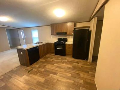 Mobile Home at 6230 N Gillette Ave Tulsa, OK 74130