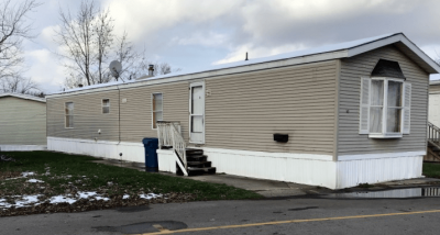 Mobile Home at 1139 Lincoln Ave. Lot #40 Holland, MI 49423