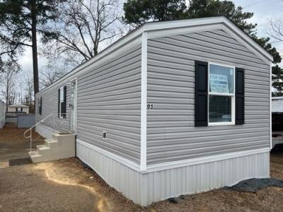 Mobile Home at 5118 Hwy 80E Lot #5 Pearl, MS 39208