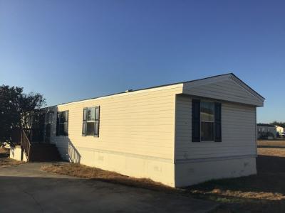 Mobile Home at 225 Alhambra Dr San Marcos, TX 78666