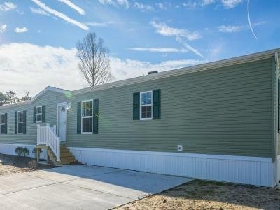 Mobile Home at 4 Kingfisher Way Whiting, NJ 08759