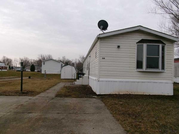 Photo 1 of 2 of home located at 314 Pine Cove Kendallville, IN 46755