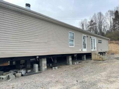 Mobile Home at CLAYTON HOMES # 1024 401 WOOD MOUNTAIN RD. Glen Jean, WV 25846