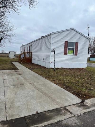 Robin Glen Mobile Home Park in Saginaw, MI | MHVillage