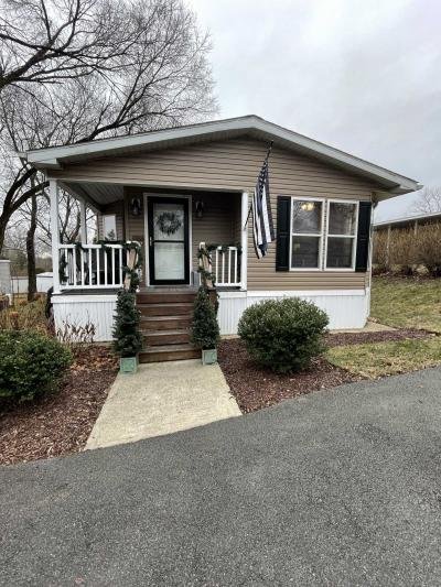 Mobile Home at 4 Woodview Ct Bath, PA 18014