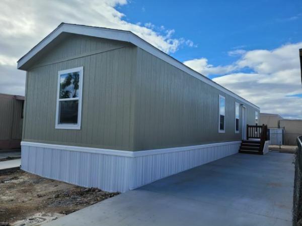 2023 Clayton - Buckeye AZ Mobile Home For Rent