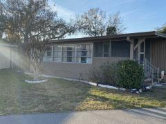 Photo 3 of 22 of home located at 7A El Red Dr Tavares, FL 32778