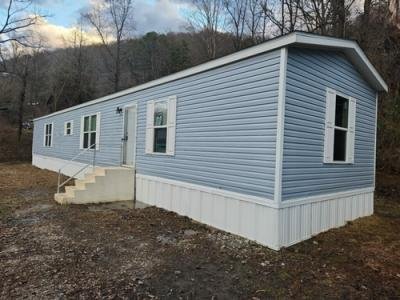 Mobile Home at 145 Clark Dr Betsy Layne, KY 41605