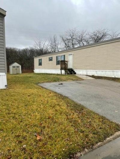 Mobile Home at 2464 E. 29th Rd., Lot# 017 Seneca, IL 61360