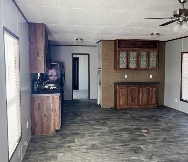2014 Mobile Home For Rent