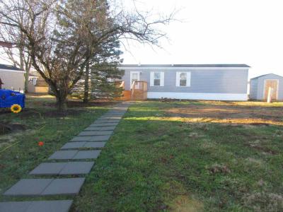 Mobile Home at 166 Ashbury Ridge Mooresville, IN 46158
