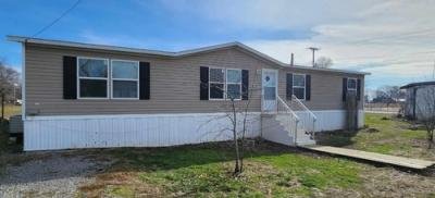 Mobile Home at 242 North St Maunie, IL 62861