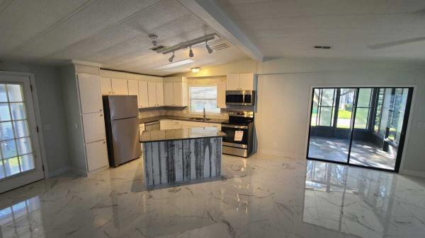 BARR Mobile Home For Sale