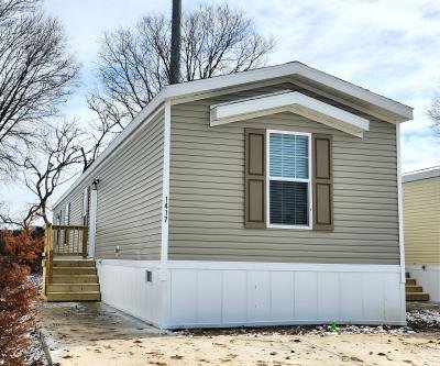 Mobile Home at 1417 E Murry St Greenwood, IN 46143