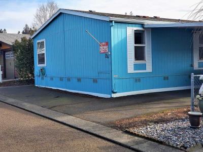 Mobile Home at 10400 SE Cook Ct #24 Milwaukie, OR 97222