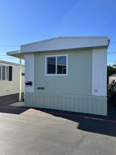 Mobile Home at 2060 Newport Blvd Costa Mesa, CA 92627