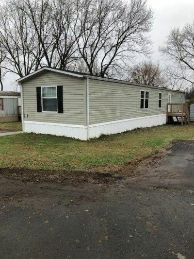 Mobile Home at 1775 Manchester Ln Lot Man1775 Louisville, TN 37777