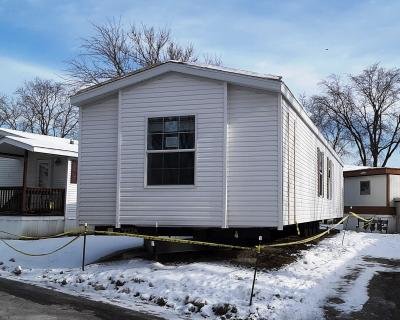Mobile Home at 623 Sterling W. Justice, IL 60458
