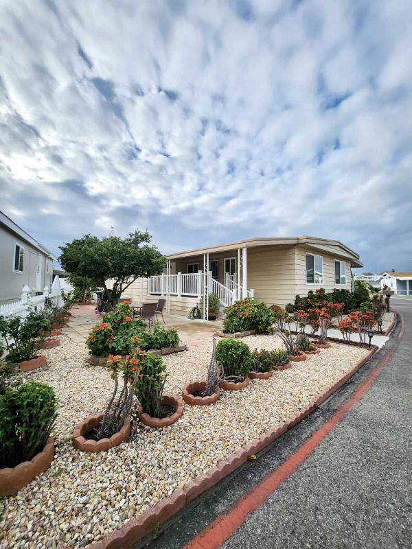 1969 Universal Mobile Home For Sale 39 Pine Via Anaheim, CA