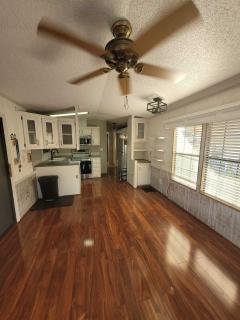 Photo 3 of 8 of home located at 3390 Gandy Blvd Lot 586 Saint Petersburg, FL 33702