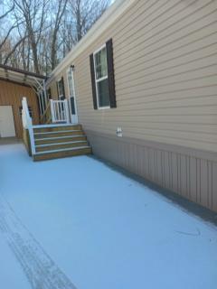Photo 2 of 35 of home located at 2212 Kingsbury Dr SW Canton, OH 44706