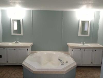 Mobile Home at 3353 Kent Circle Decatur, IL 62526