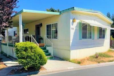 Casa Del Lago Mobile Home Park in San Jose, CA | MHVillage