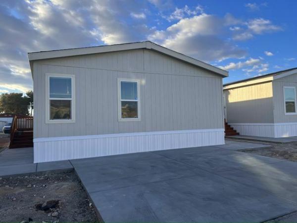 2022 Clayton - Buckeye AZ Mobile Home For Rent