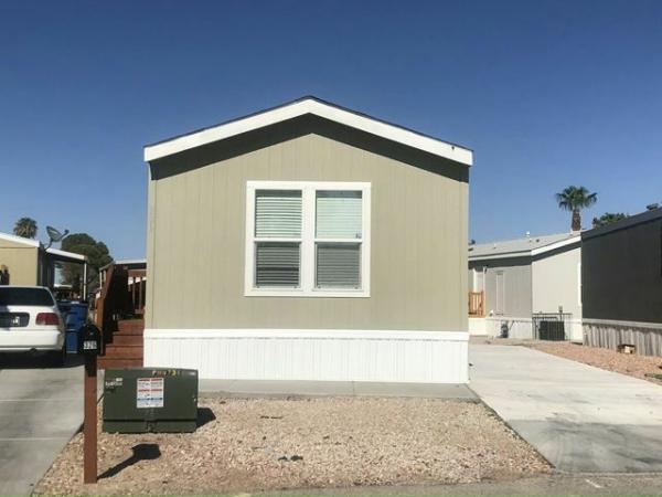 2021 Clayton - Buckeye AZ Mobile Home For Rent