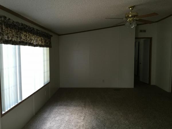 2002 FLEETWOOD Mobile Home For Sale